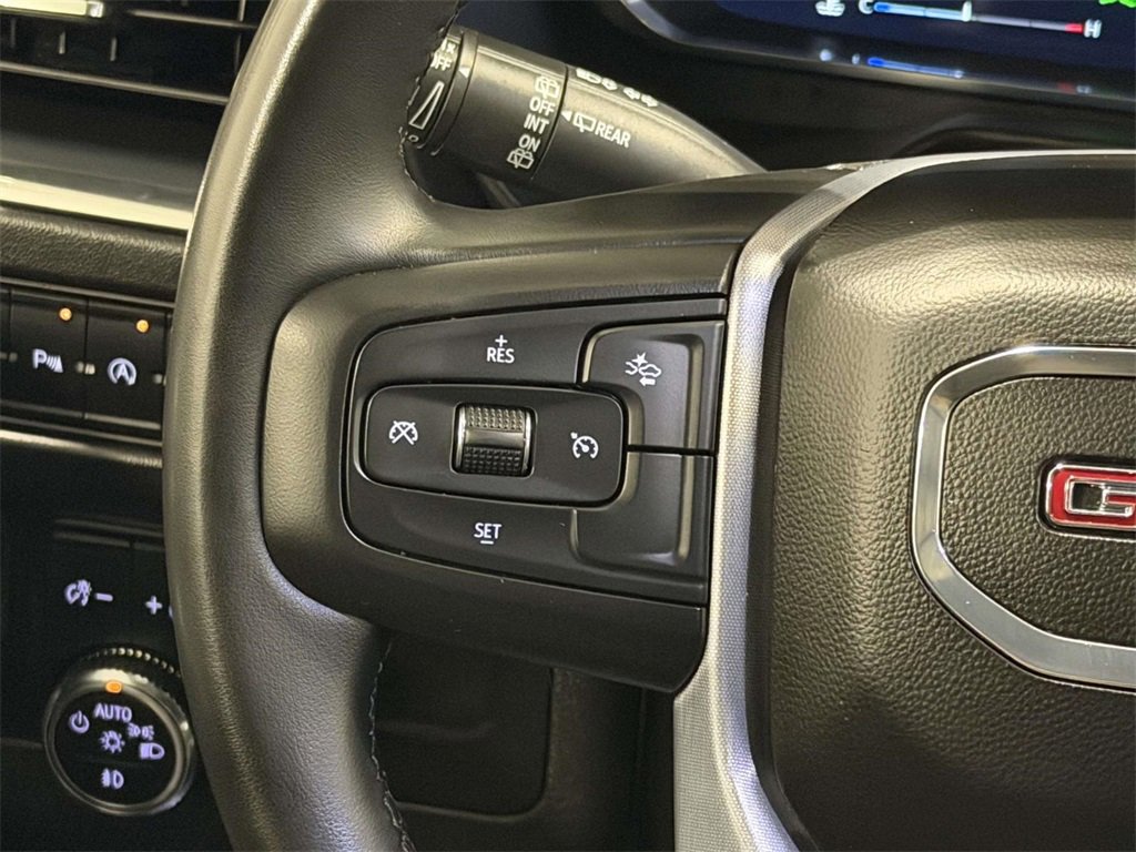 Used 2023 GMC Yukon SLT image 21