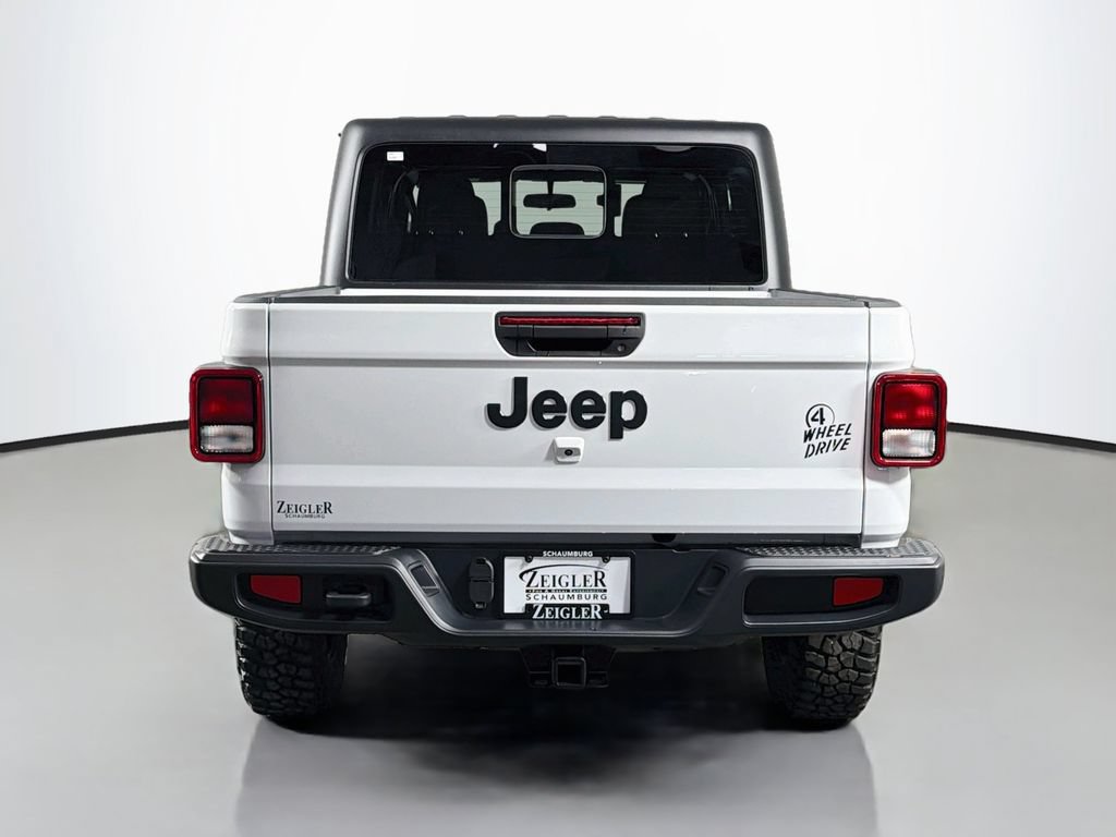 Used 2022 Jeep Gladiator Sport AWD/4WD image 6