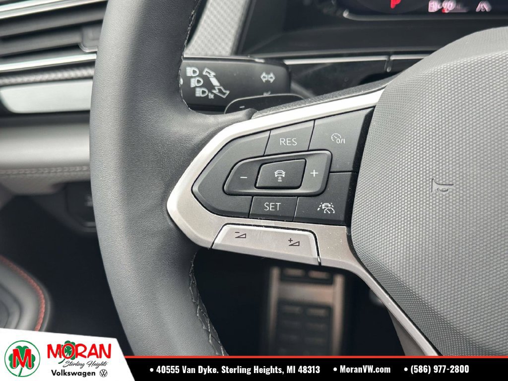 Certified 2025 Volkswagen Atlas Peak Edition SE AWD/4WD image 25