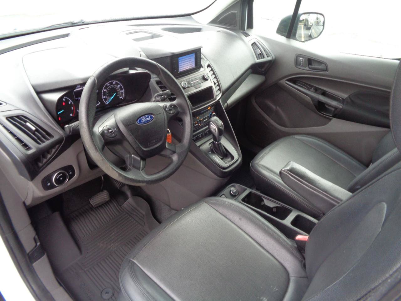 Used 2019 Ford Transit Connect XL FWD image 5