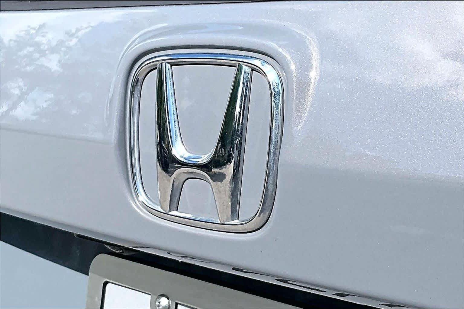 Used 2025 Honda CR-V Sport-L image 31