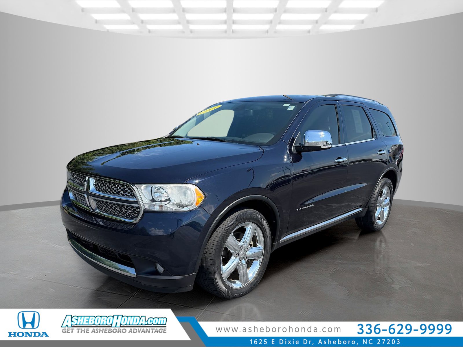 Used 2011 Dodge Durango Citadel w/ Trailer Tow Group IV AWD/4WD image 1
