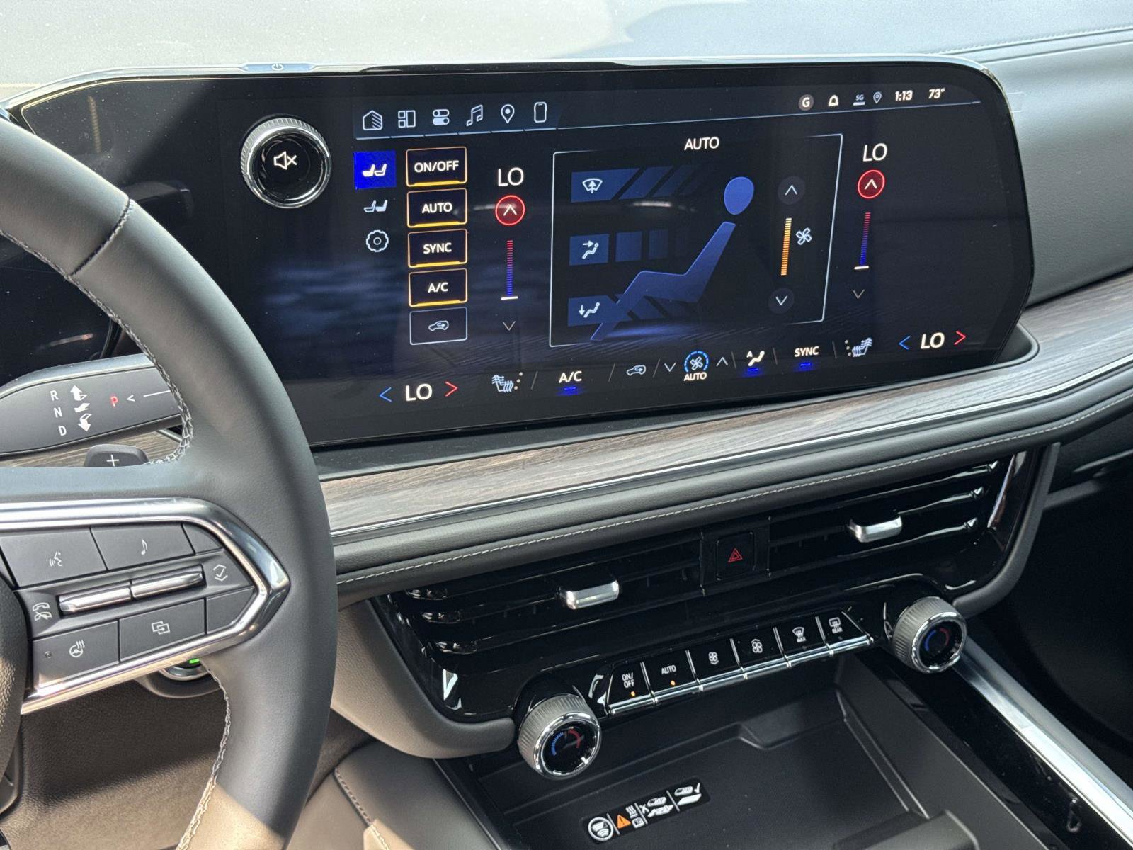 New 2026 Chevrolet Suburban LT w/ Comfort Package image 5