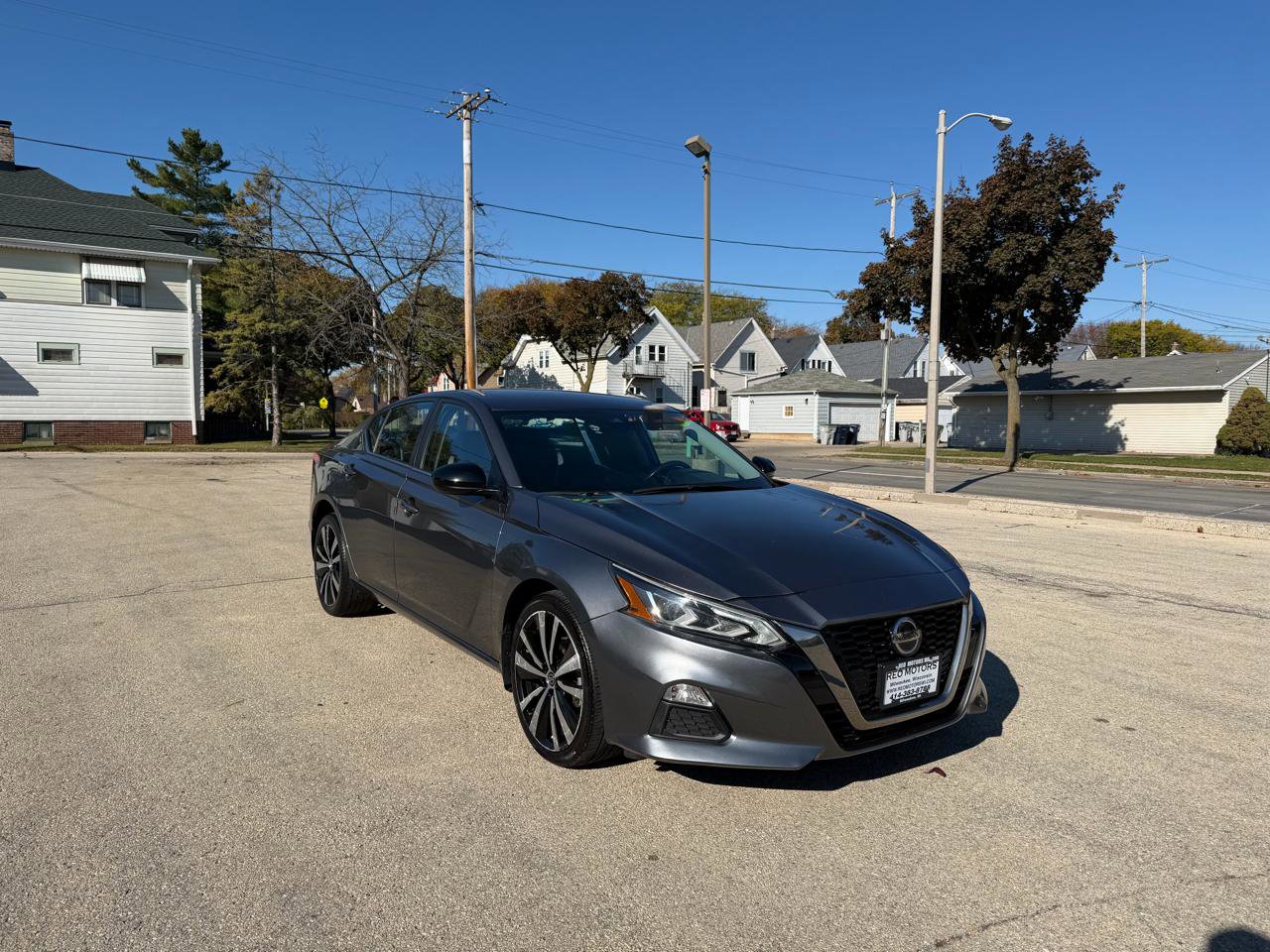 Used 2022 Nissan Altima 2.5 SR AWD/4WD image 1