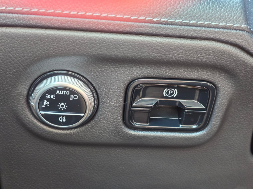 Used 2023 Mercedes-Benz EQE 350+ 4MATIC SUV image 38