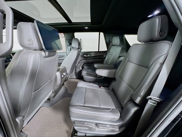 Used 2023 GMC Yukon Denali w/ Denali Reserve Package image 23