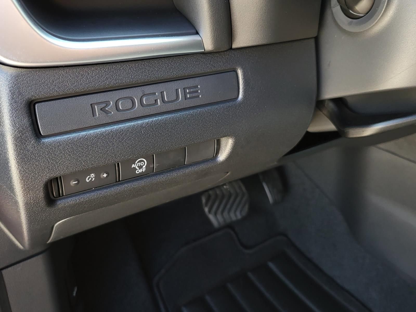 New 2026 Nissan Rogue S image 18