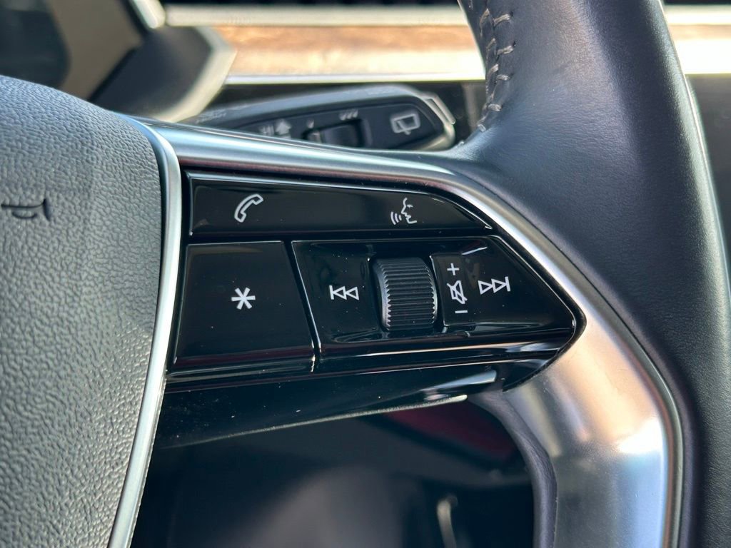 Used 2019 Audi e-tron Premium Plus AWD/4WD image 22