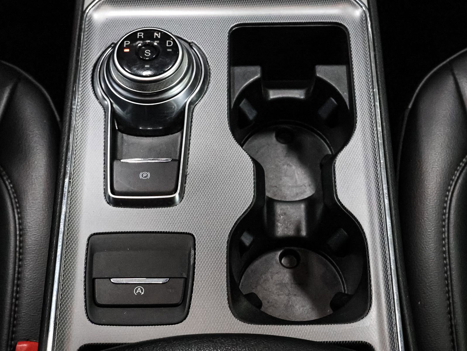 Used 2022 Ford Edge SEL image 29