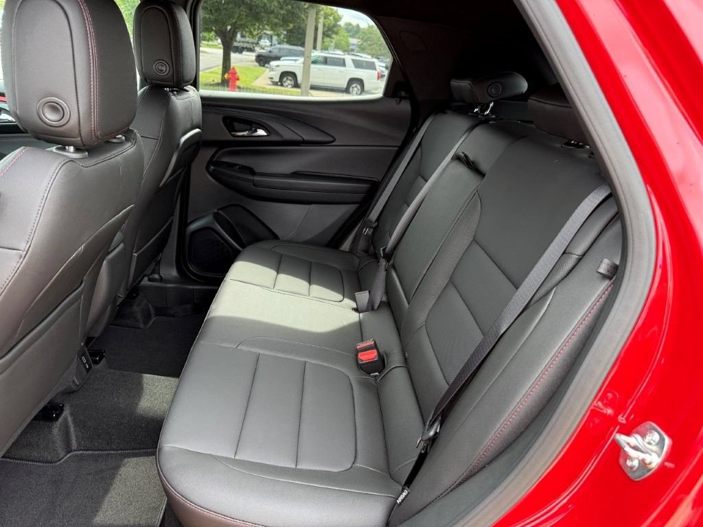 New 2026 Chevrolet TrailBlazer RS w/ Convenience Package AWD/4WD image 16