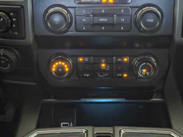 Used 2020 Ford F150 XLT w/ Equipment Group 302A Luxury AWD/4WD image 15