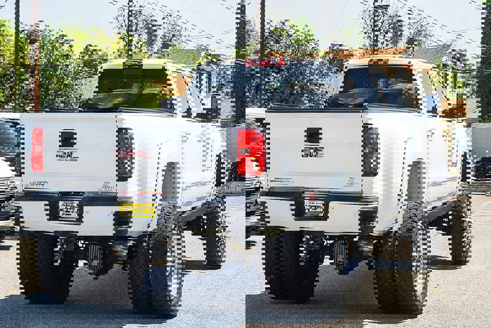 Used 2015 GMC Sierra 3500 Denali w/ Duramax Plus Package image 4