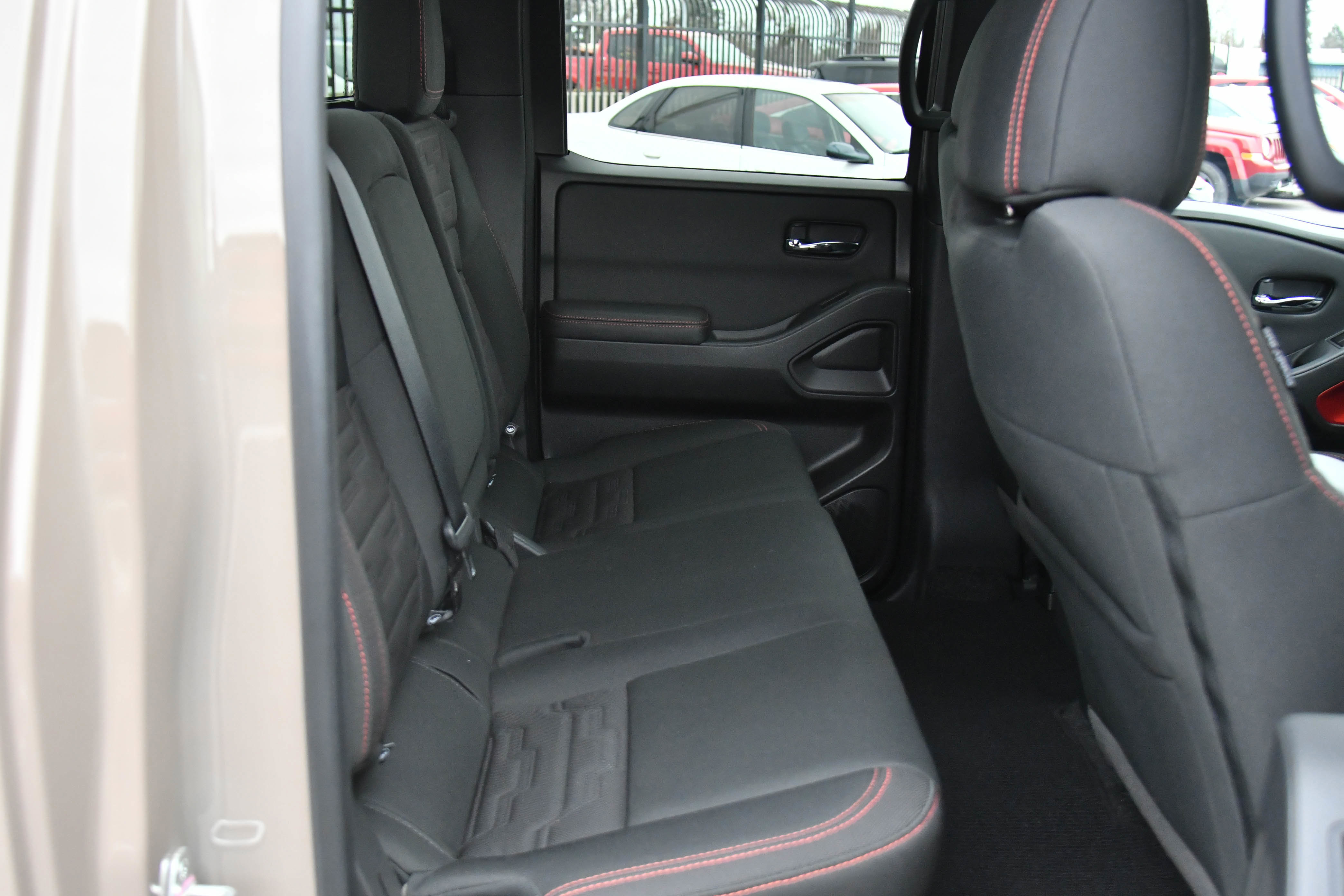 Used 2023 Nissan Frontier Pro-X w/ Pro Convenience Package image 47