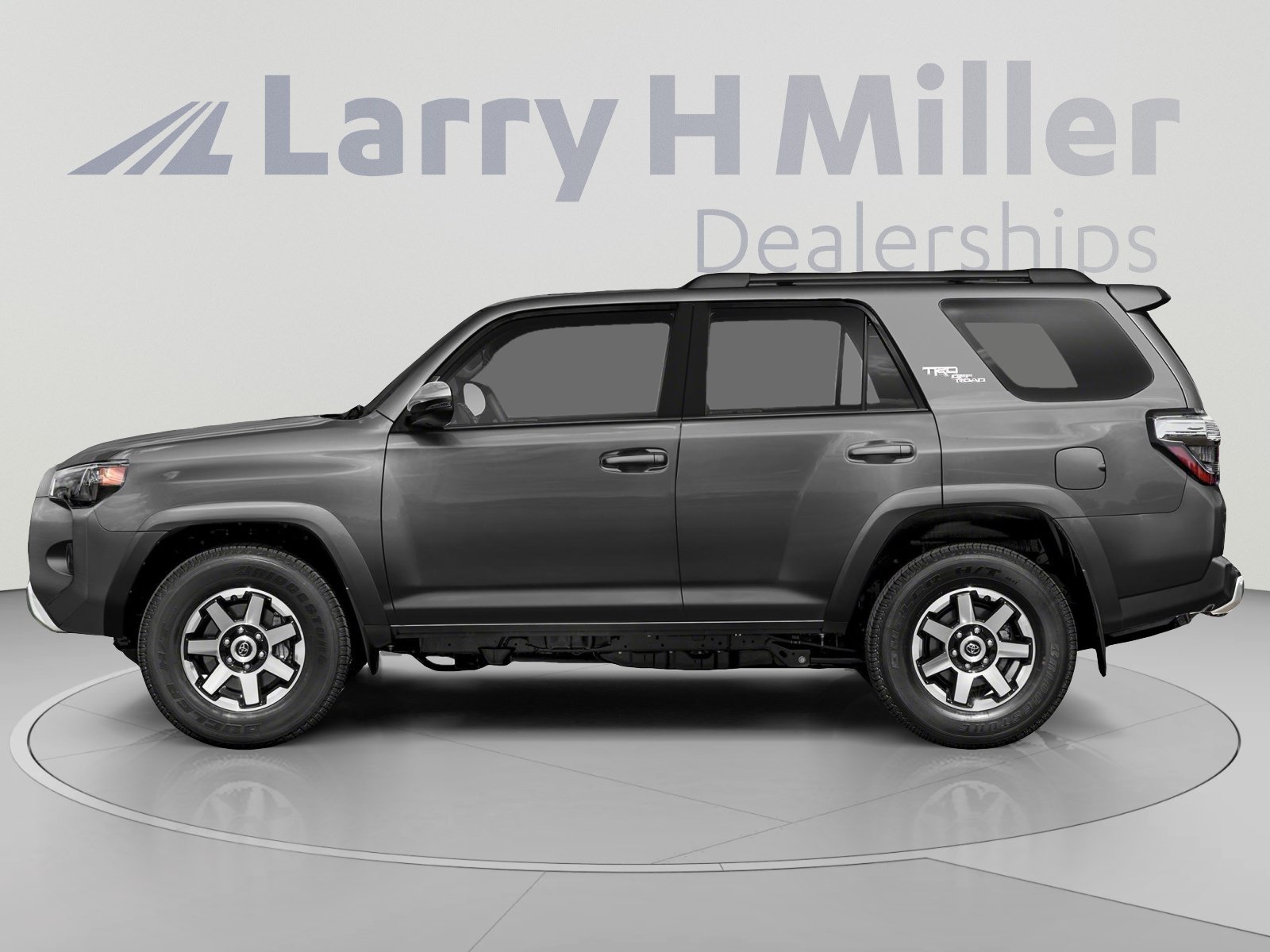 Used 2020 Toyota 4Runner TRD Off-Road Premium w/ Moonroof Package AWD/4WD image 3