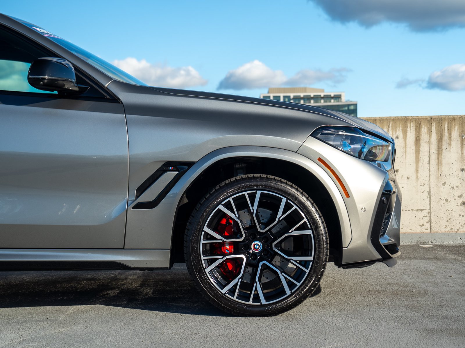 Used 2022 BMW X6 M w/ Competition Package AWD/4WD image 14