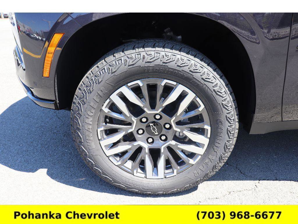 New 2026 Chevrolet Suburban Z71 w/ Comfort Package image 27