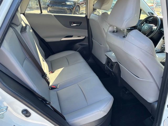 Used 2021 Toyota Venza Limited image 22
