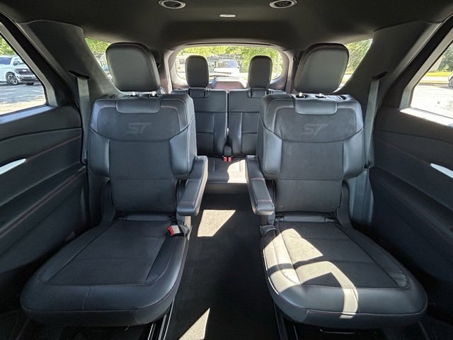 New 2025 Ford Explorer ST image 31