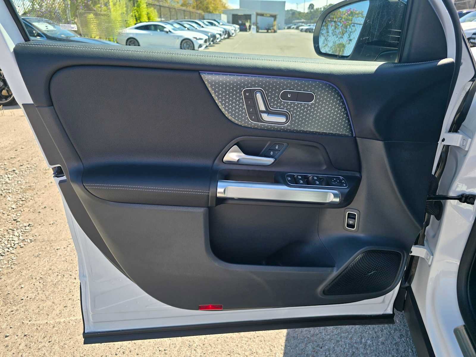 New 2026 Mercedes-Benz GLB 250 image 11