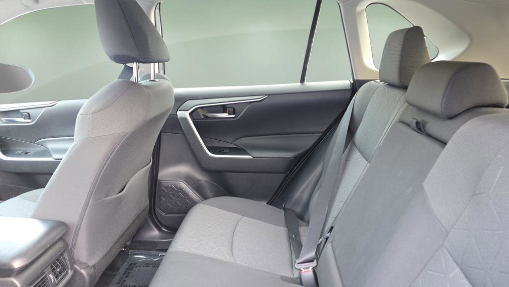 Used 2022 Toyota RAV4 XLE image 14