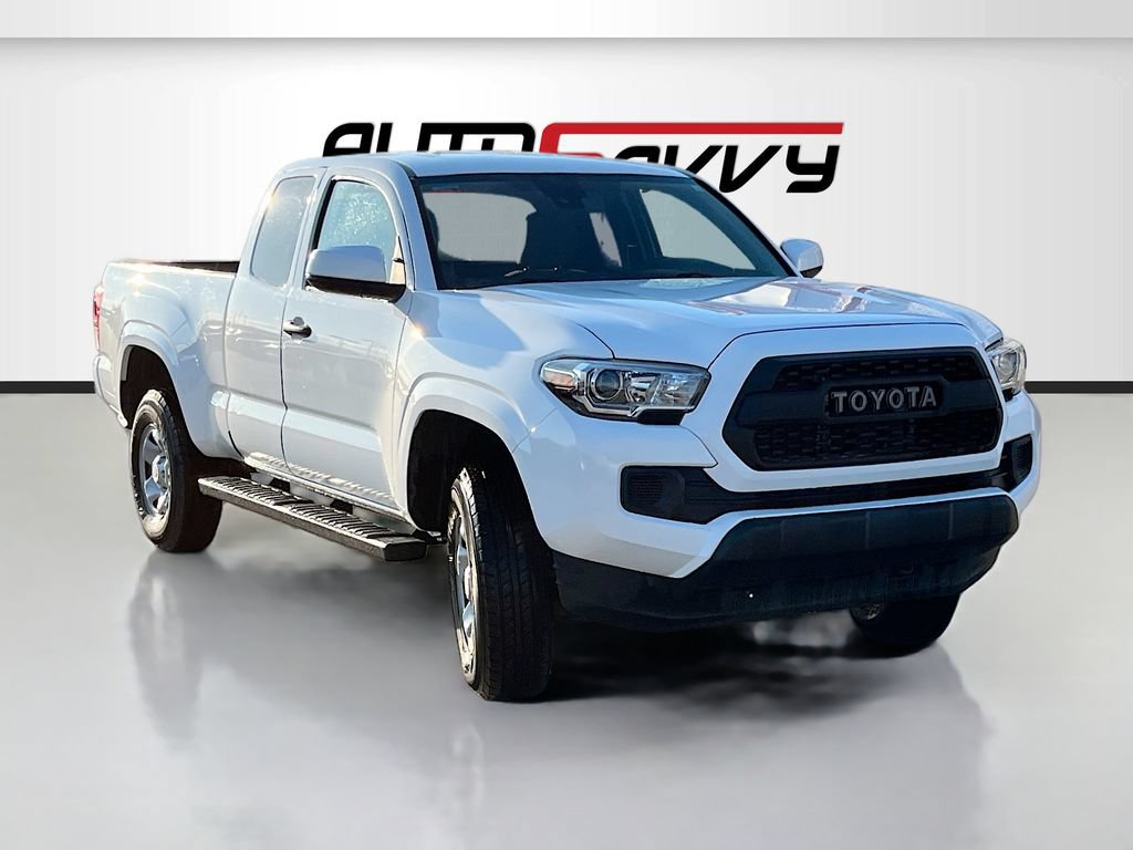 Used 2023 Toyota Tacoma SR AWD/4WD image 1