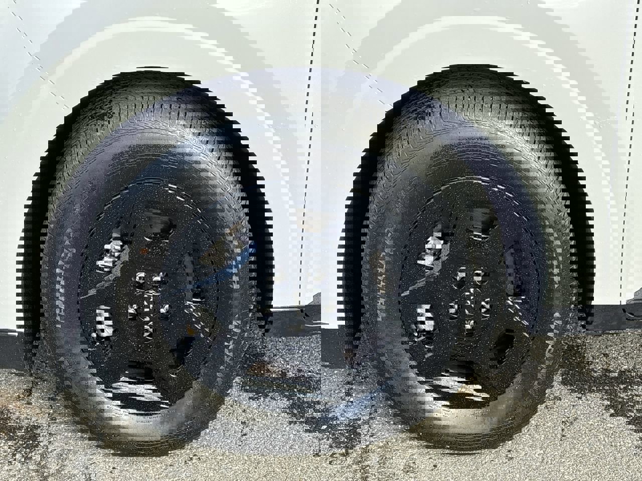 Used 2025 Kia Carnival image 10