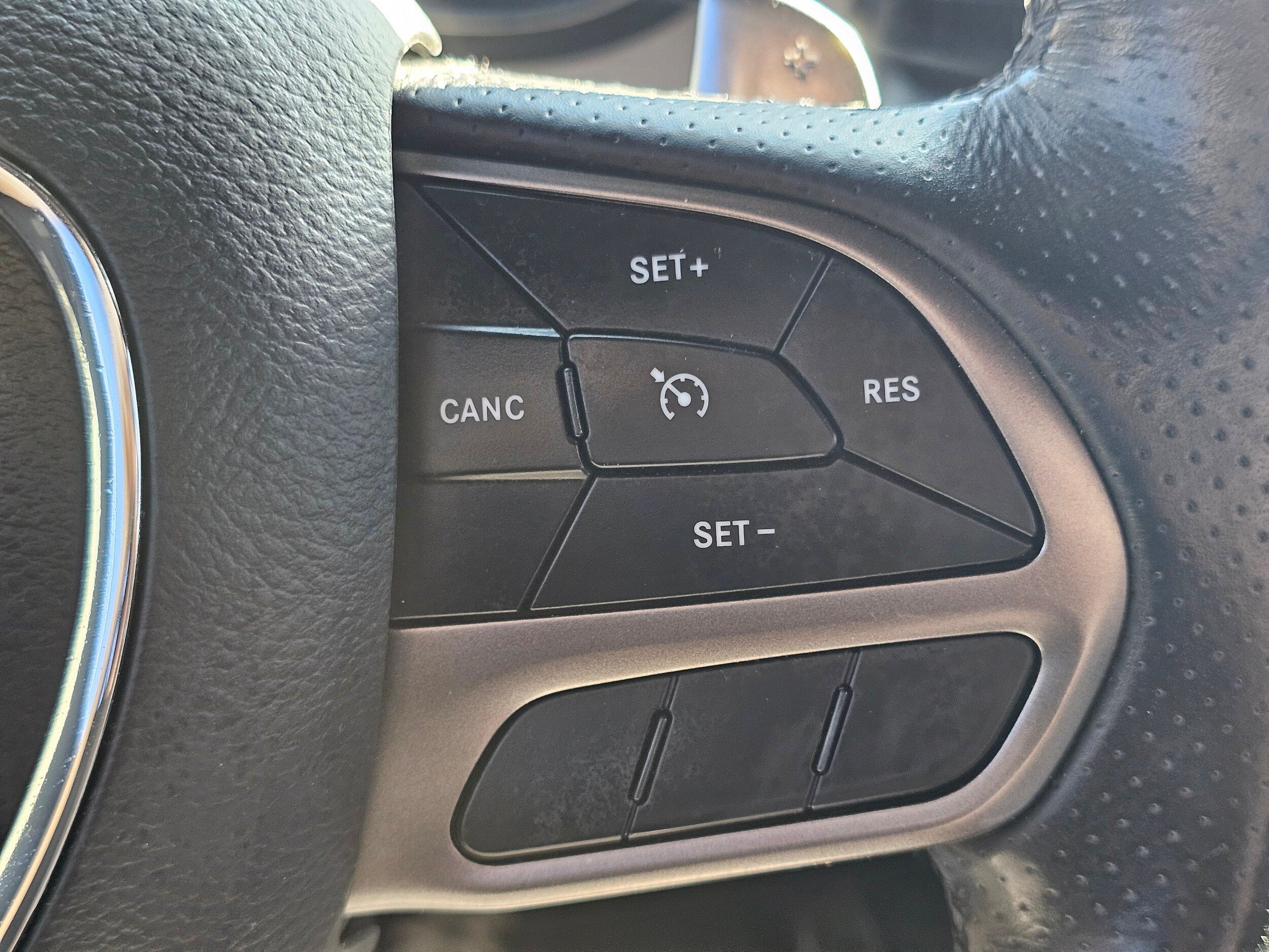 Used 2021 Dodge Challenger R/T Scat Pack w/ Dynamics Package RWD image 21