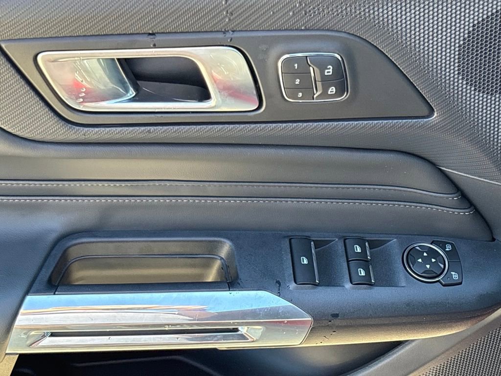 New 2025 Ford Mustang Premium image 17