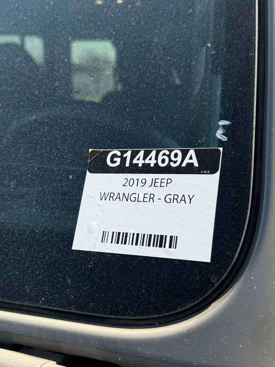 Used 2019 Jeep Wrangler Unlimited Sahara image 33