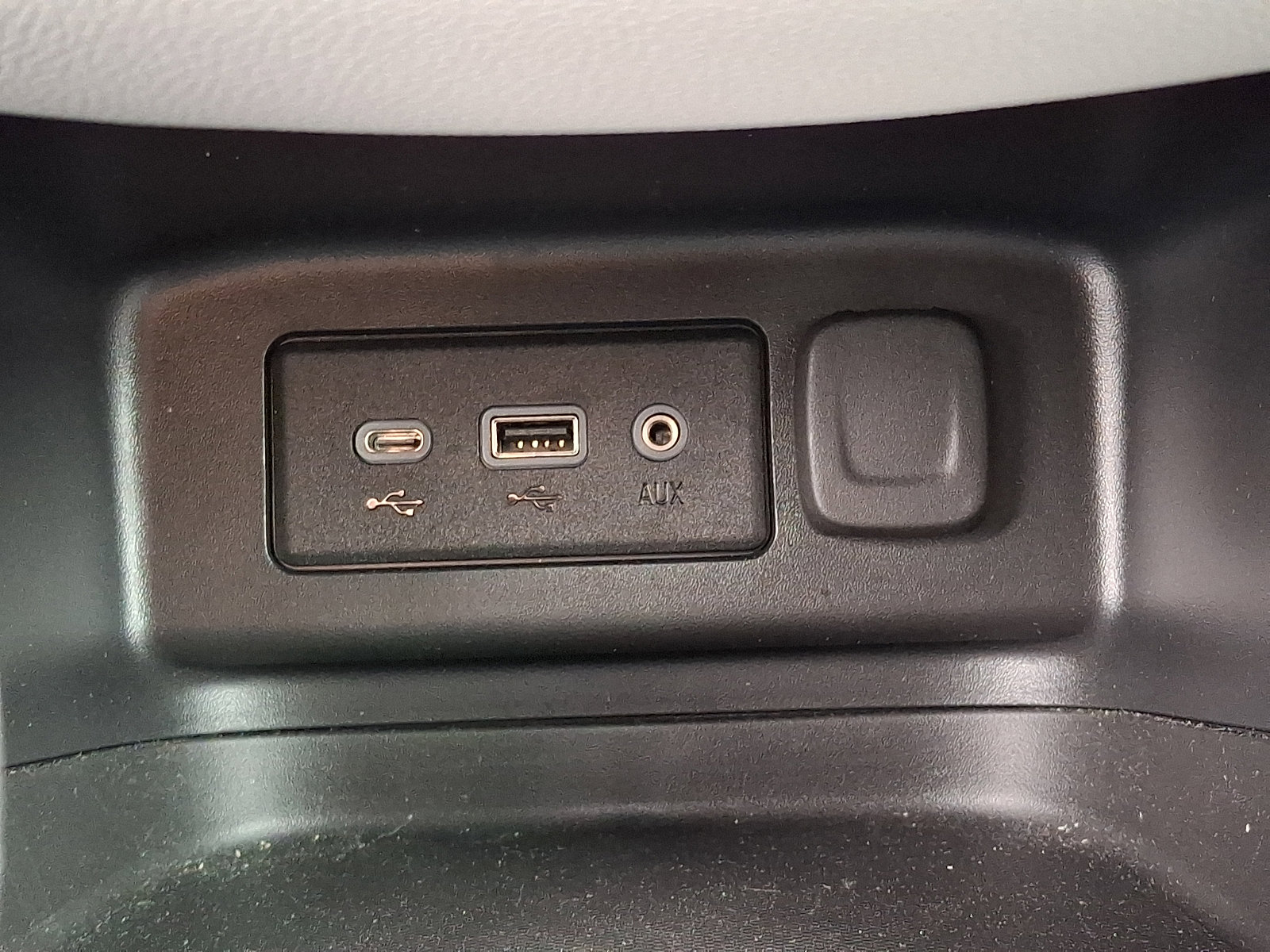 Certified 2023 Chevrolet Equinox LS image 25