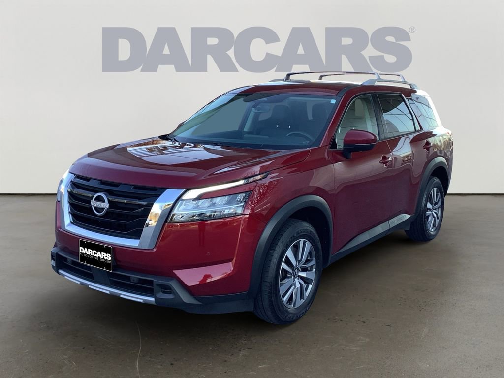 Used 2023 Nissan Pathfinder SL image 3