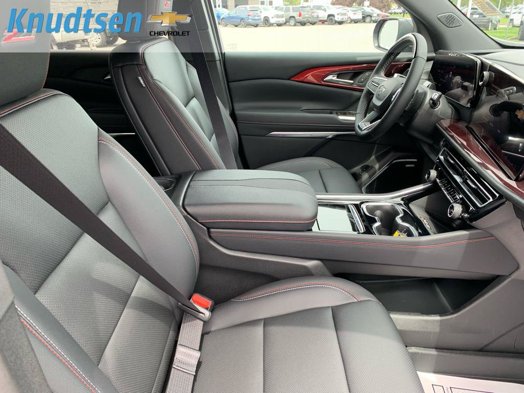 New 2026 Chevrolet Traverse Z71 w/ Enhanced Driving Package AWD/4WD image 11