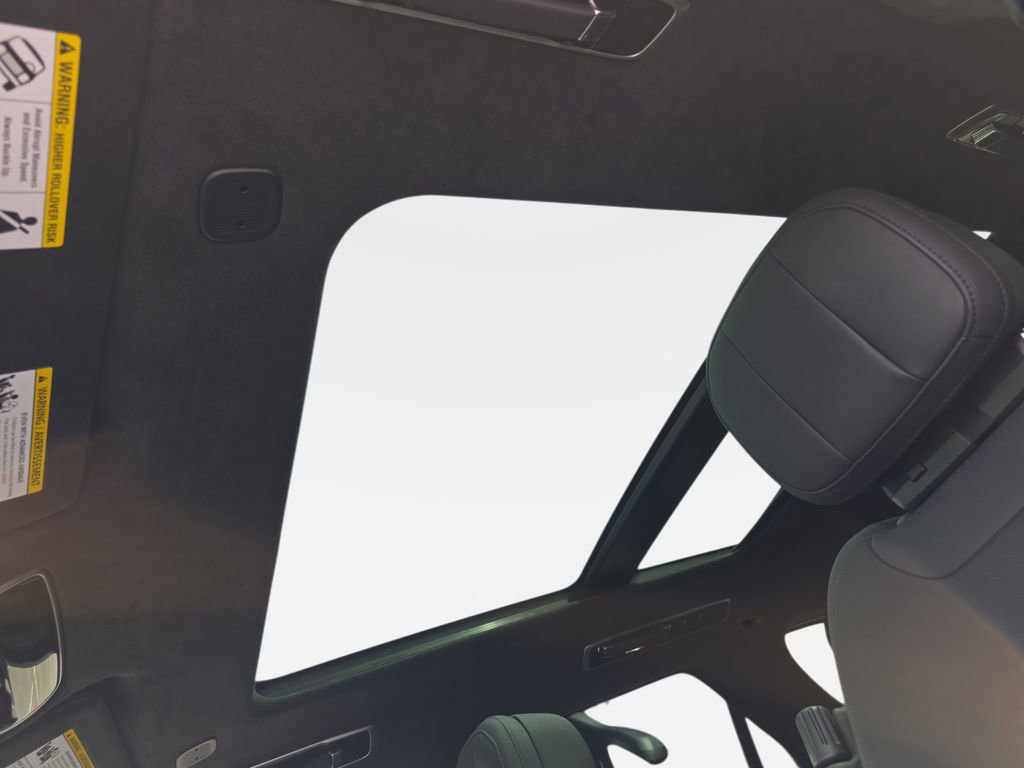 New 2025 Land Rover Range Rover Sport Autobiography AWD/4WD image 31
