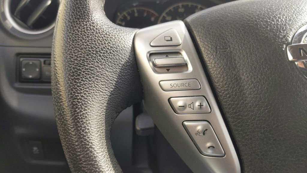 Used 2018 Nissan Versa Note SV image 21