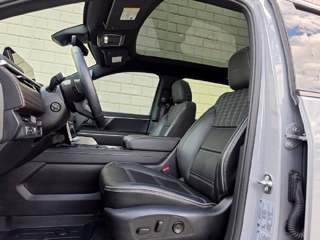 Used 2024 GMC Sierra EV Denali AWD/4WD image 29