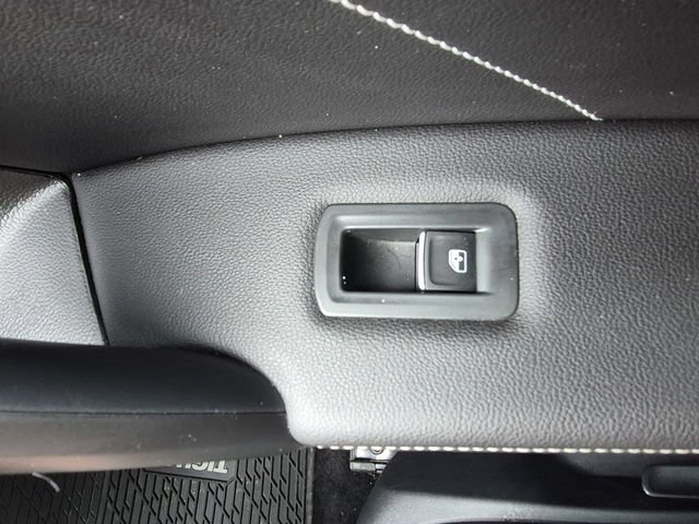 Used 2024 Volkswagen Tiguan SE AWD/4WD image 27