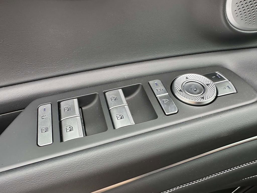 New 2026 Genesis GV80 2.5T Prestige AWD/4WD image 34
