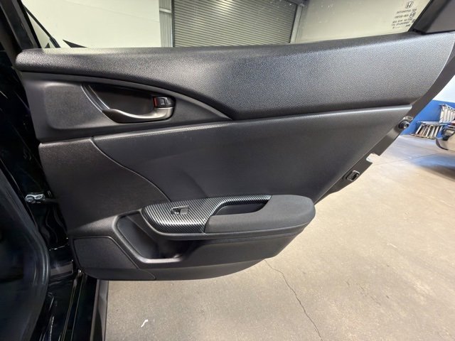 Used 2018 Honda Civic Sport image 12