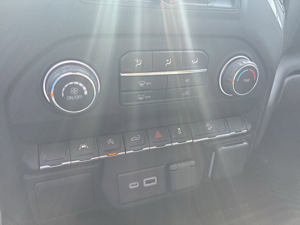 Used 2023 Chevrolet Silverado 1500 Custom Trail Boss image 17