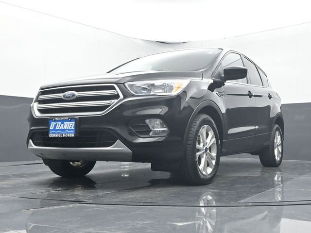 Used 2017 Ford Escape SE image 8