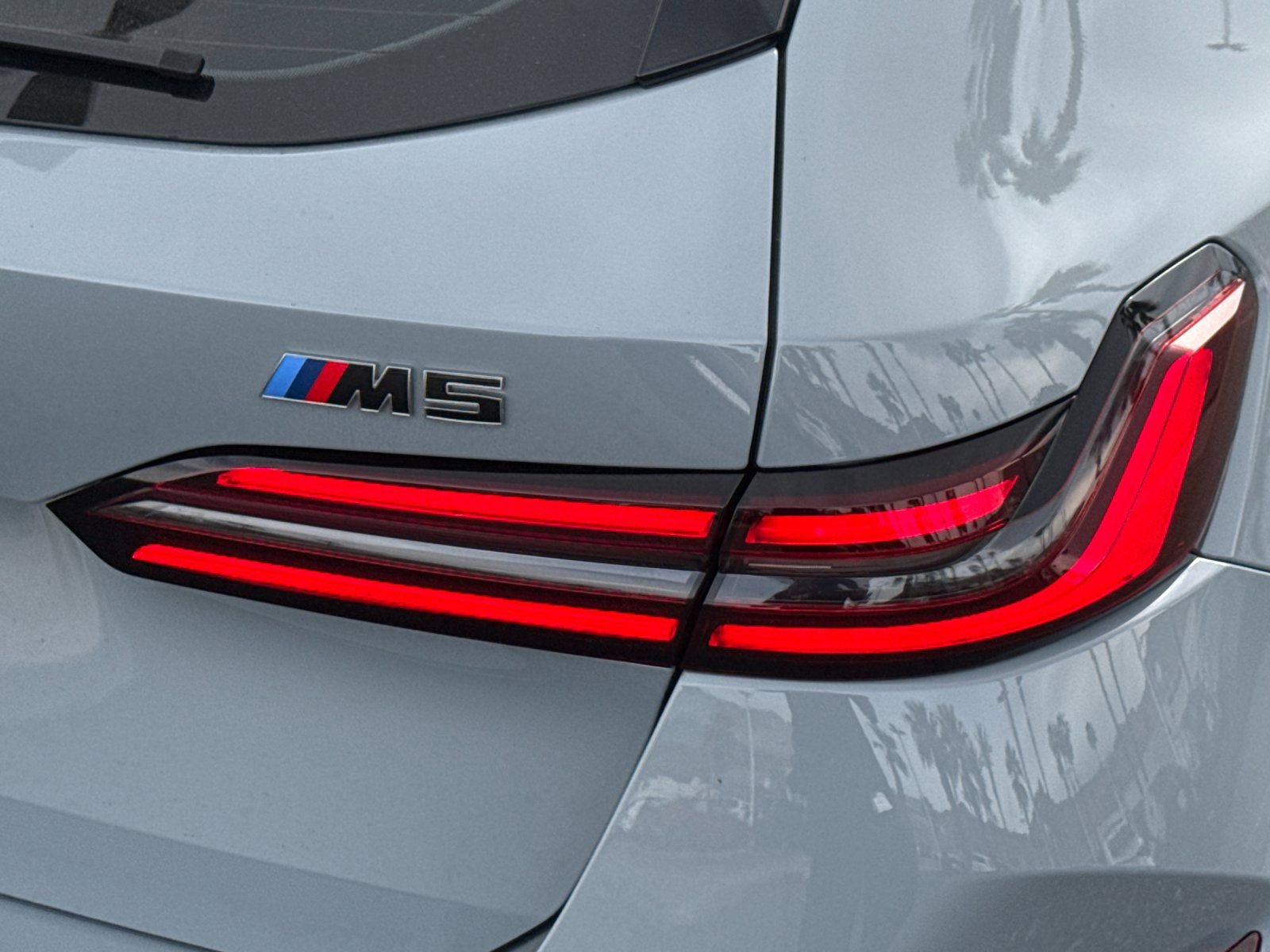 Used 2025 BMW M5 Touring image 33