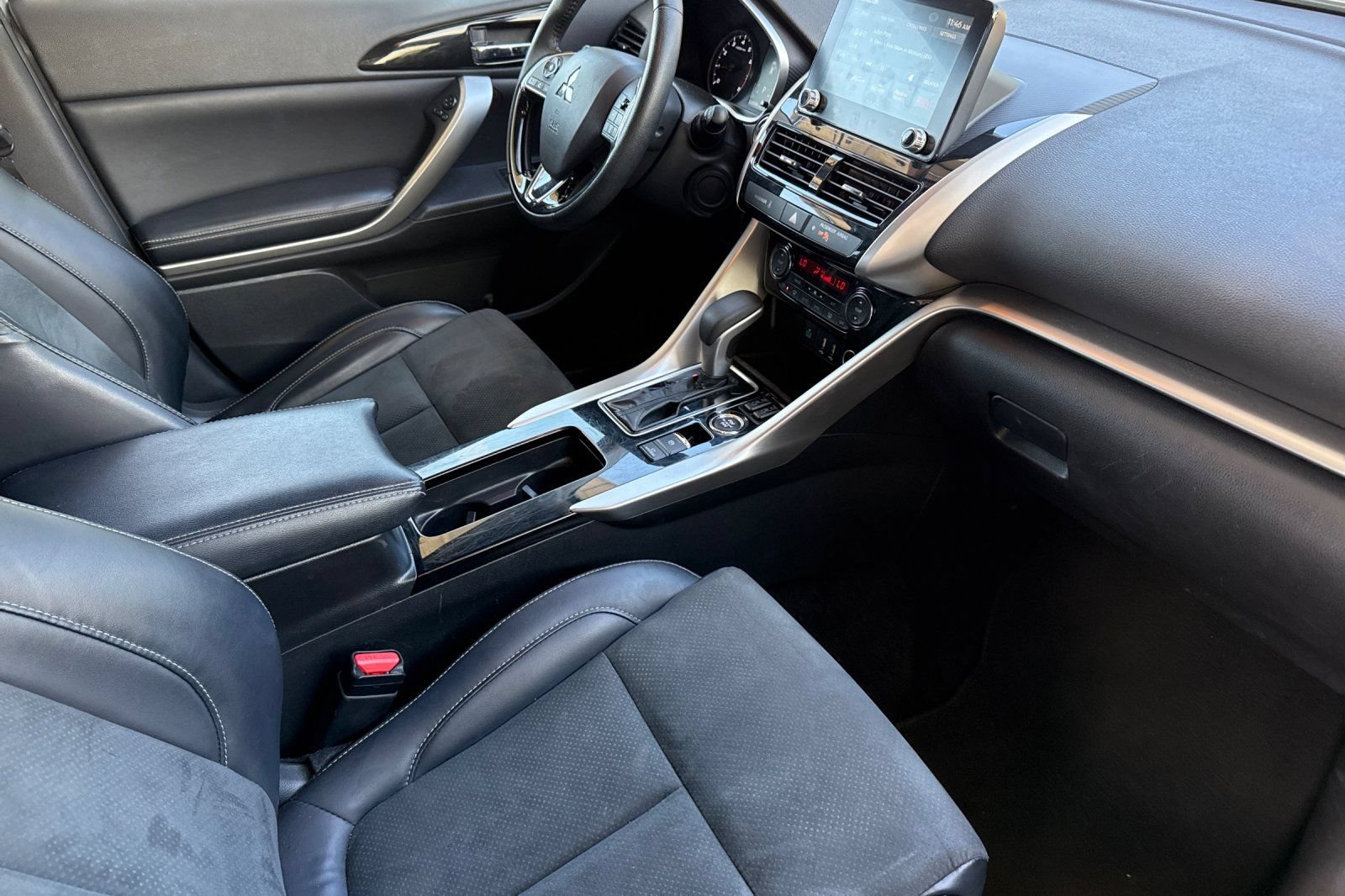Used 2024 Mitsubishi Eclipse Cross SE AWD/4WD image 23