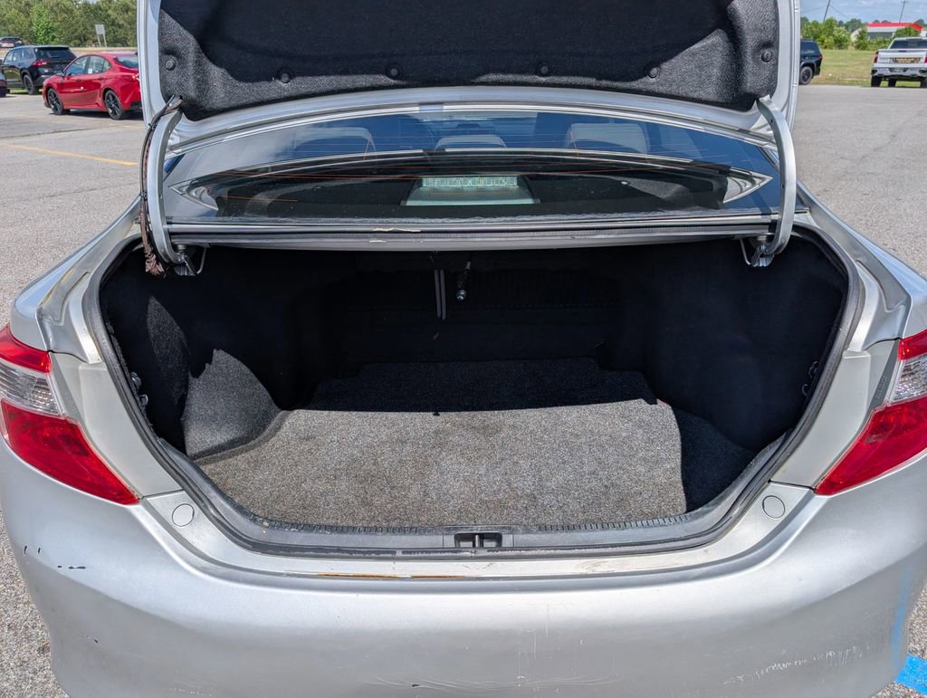 Used 2013 Toyota Camry XLE w/ Convenience Pkg FWD image 31