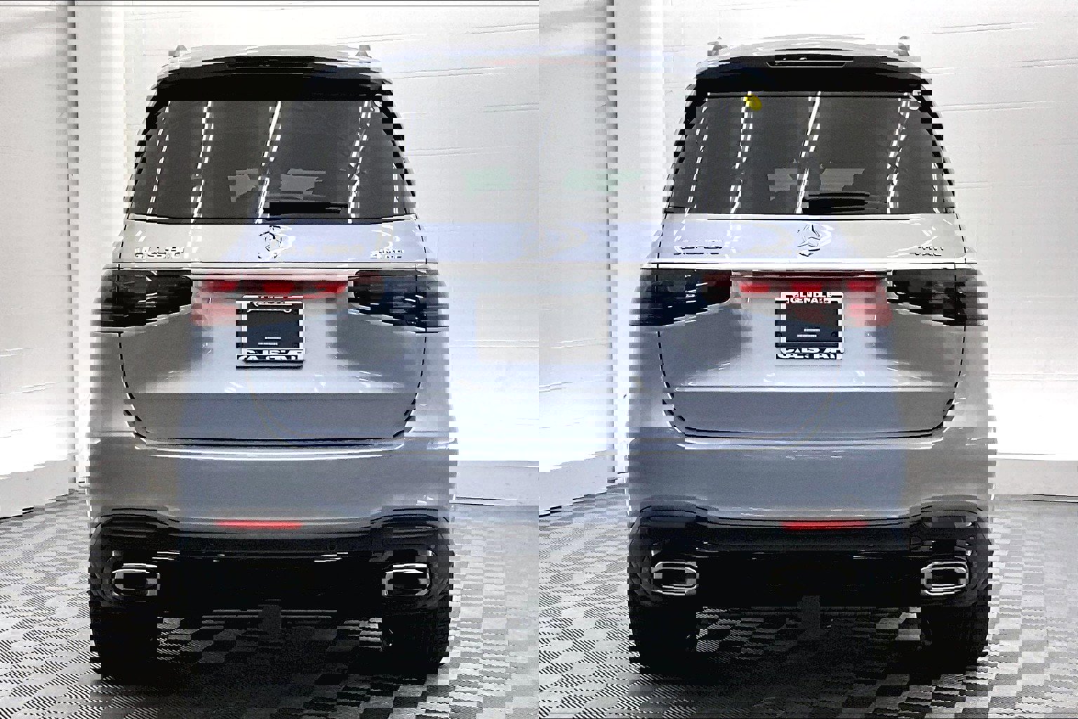 New 2026 Mercedes-Benz GLS 580 4MATIC image 3