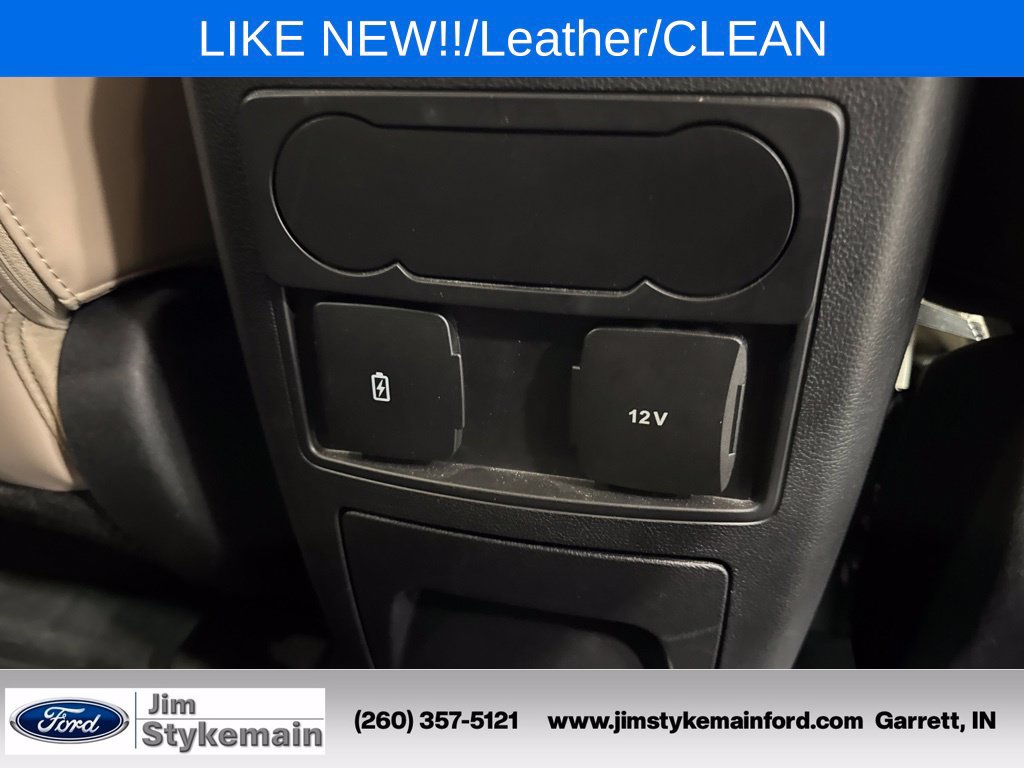 Used 2024 Ford Explorer XLT w/ Equipment Group 202A AWD/4WD image 13