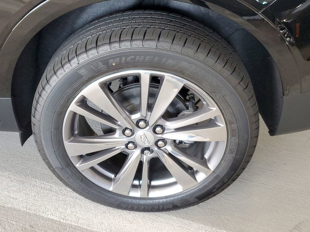 New 2025 Cadillac XT5 Premium Luxury image 5