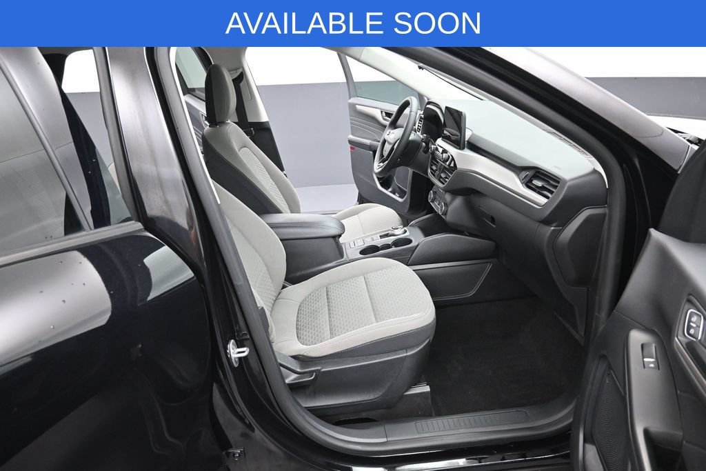 Used 2022 Ford Escape SE w/ SE Sport Appearance Package AWD/4WD image 32