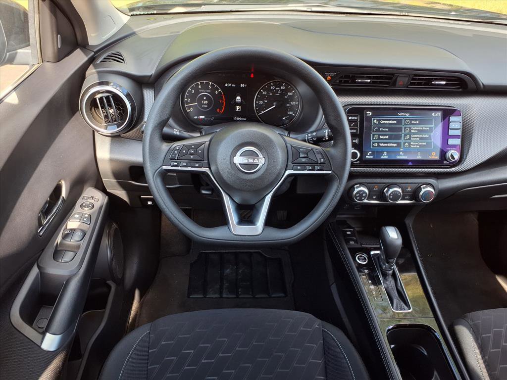 Certified 2024 Nissan Kicks SV image 13