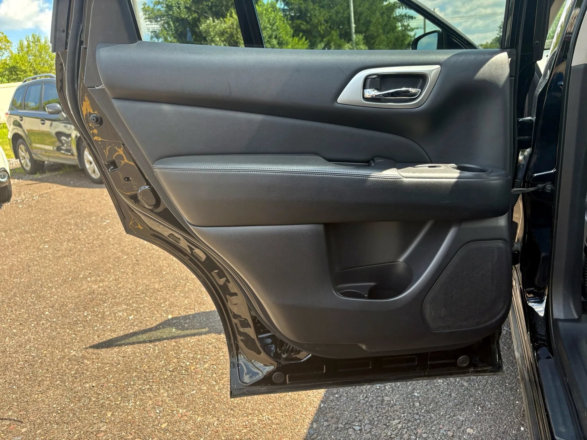 Used 2019 Nissan Pathfinder SV AWD/4WD image 12