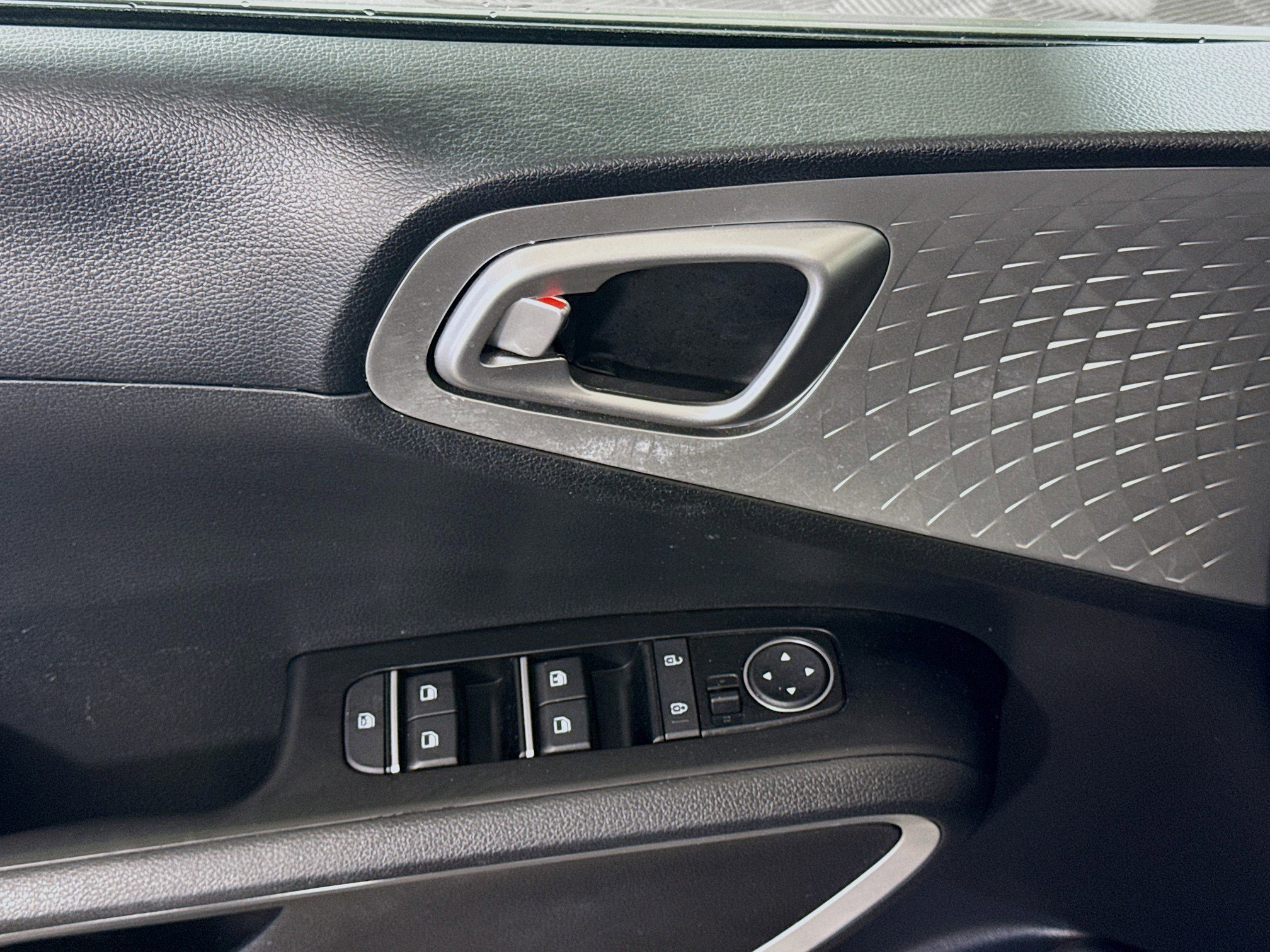 Used 2025 Kia Soul LX w/ LX Technology Package image 23